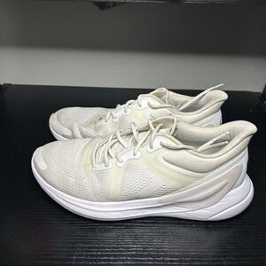 Lululemon Blissfeel Shoes Women’s Size 9.5 Running White